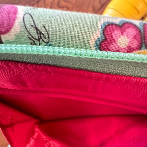 Vera Bradley Retired Tutti Frutti Green Pink Smartphone ID Wristlet Wallet Phone - Picture 8 of 10